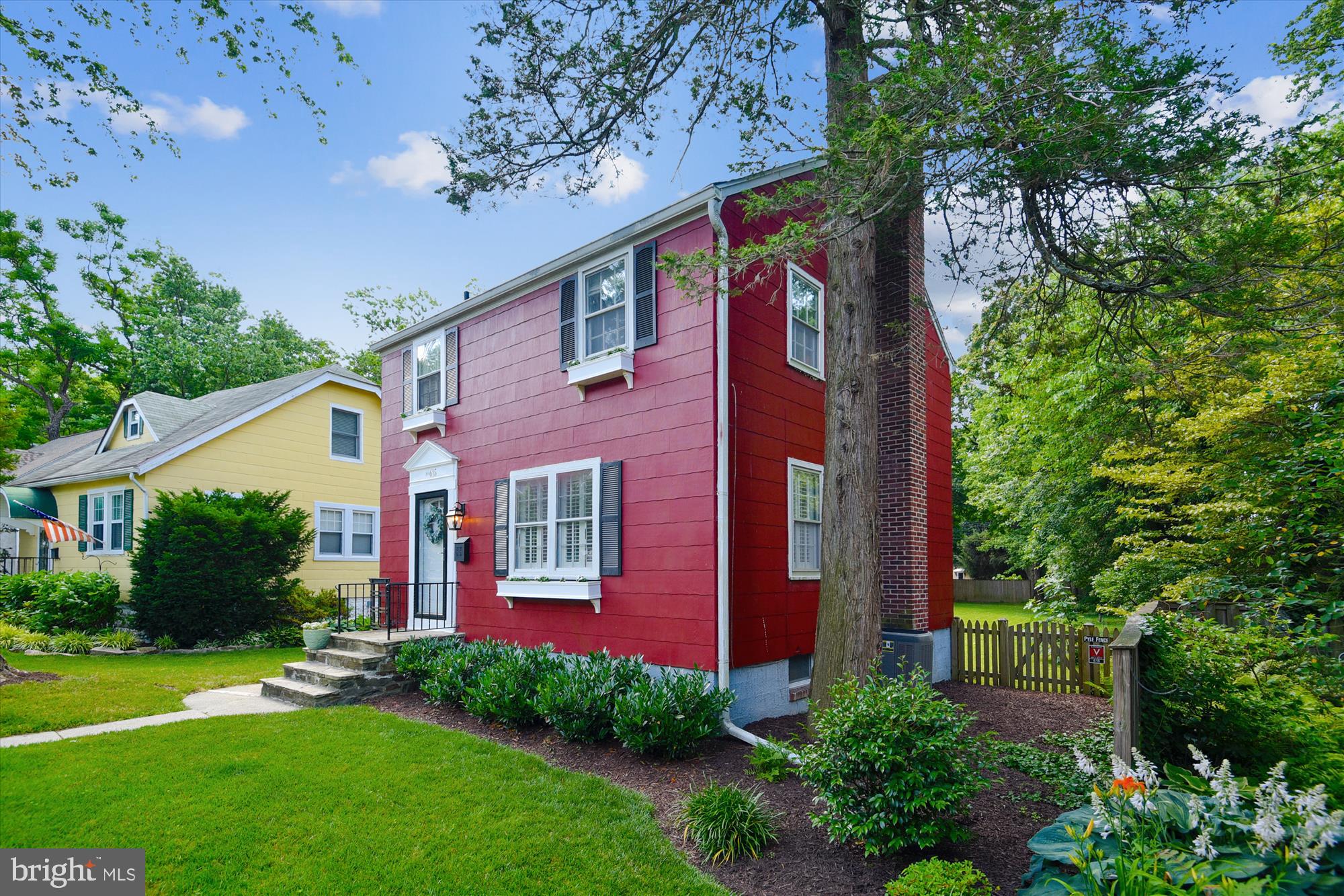 LAKE WALKER - Residential