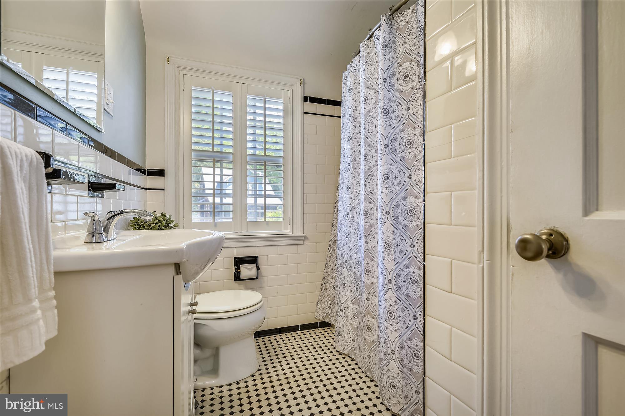 LAKE WALKER - Residential