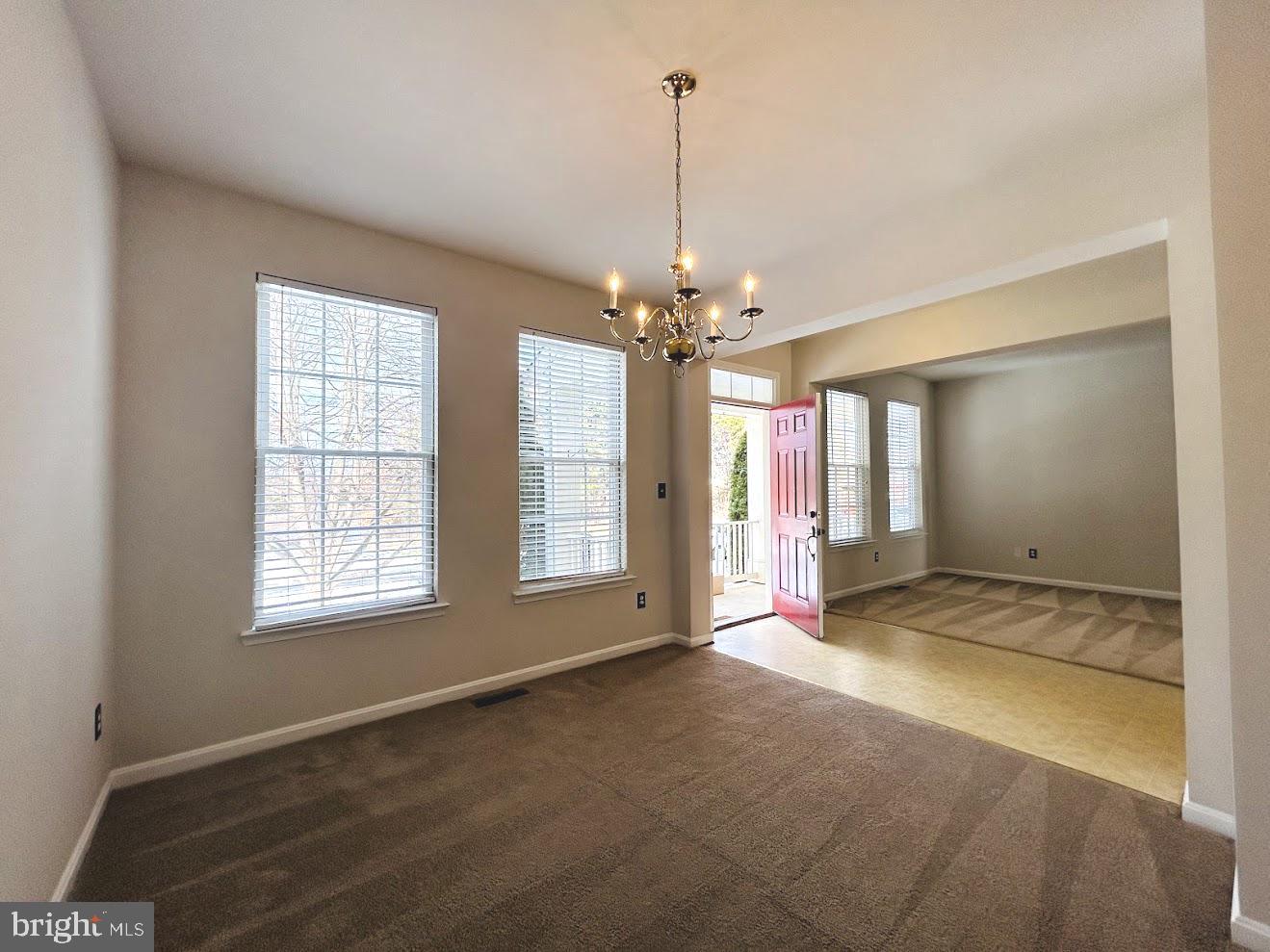 INDEPENDENCE/UNIV VLG - Residential Lease