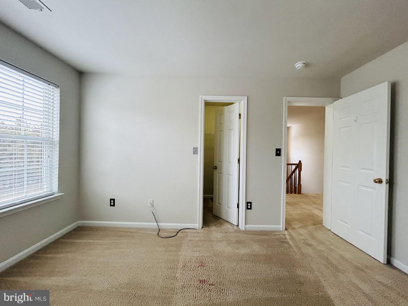 INDEPENDENCE/UNIV VLG - Residential Lease