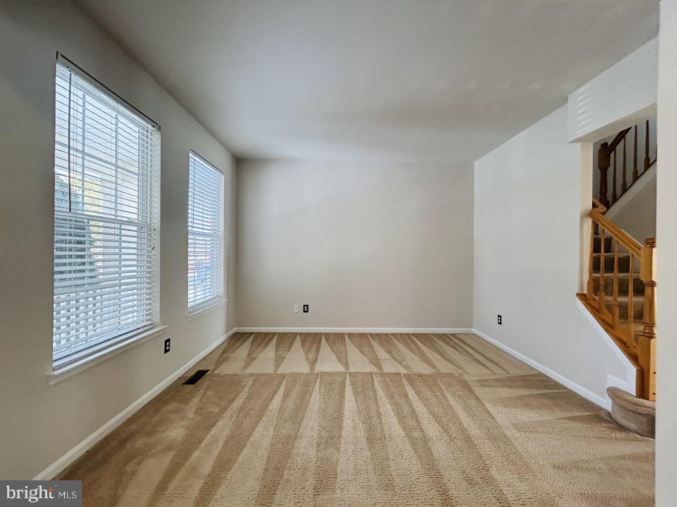 INDEPENDENCE/UNIV VLG - Residential Lease