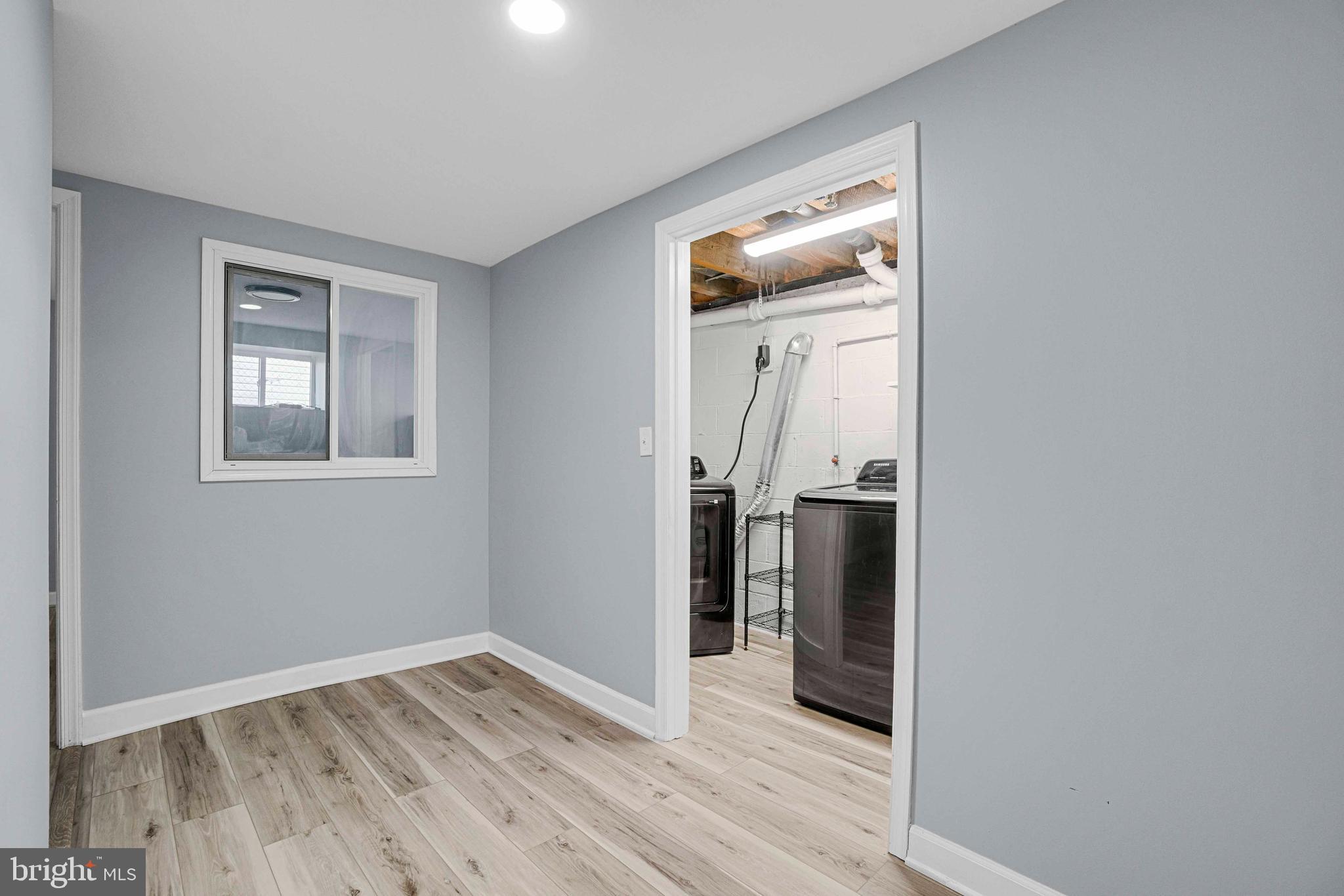 CATONSVILLE MANOR - Residential