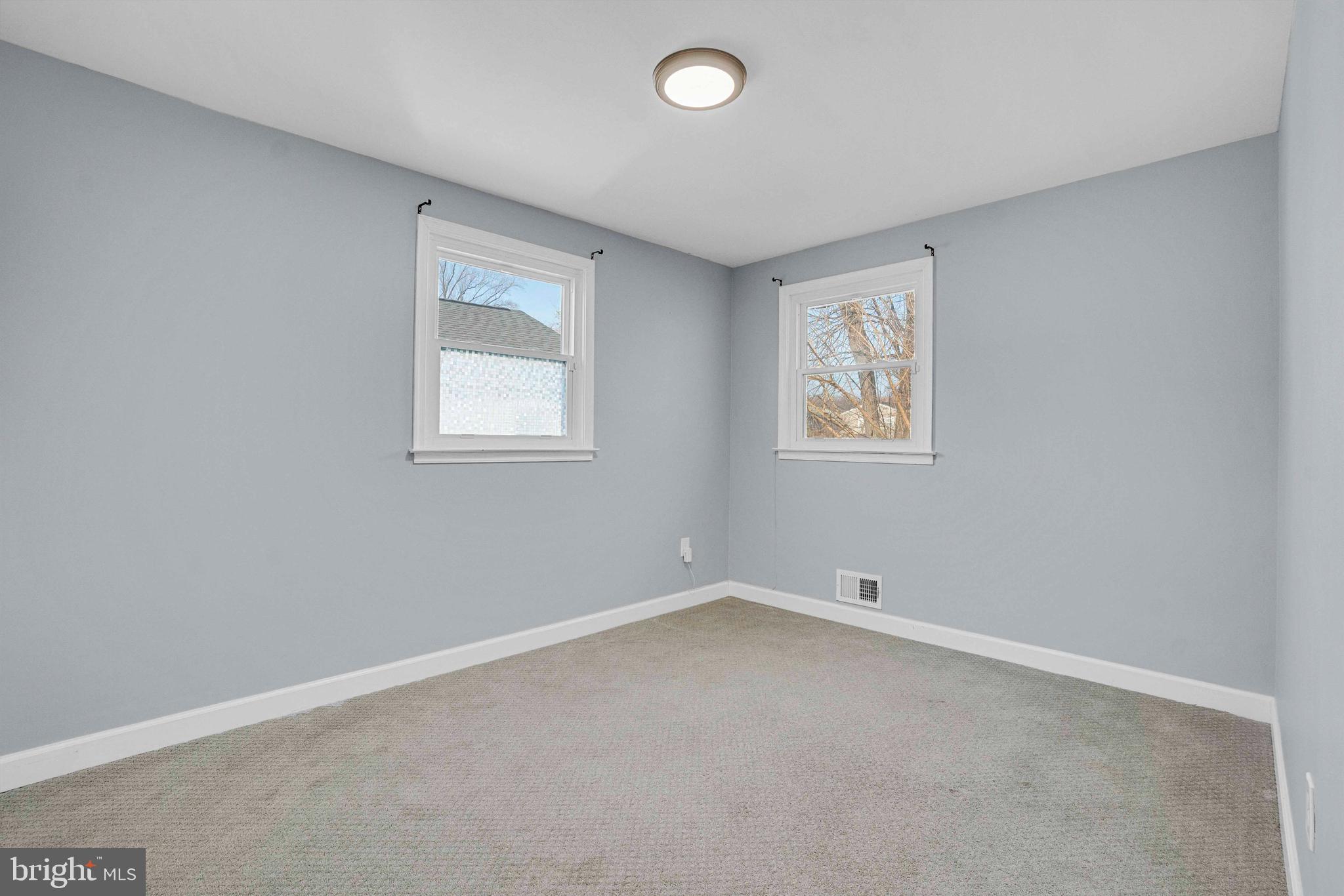 CATONSVILLE MANOR - Residential