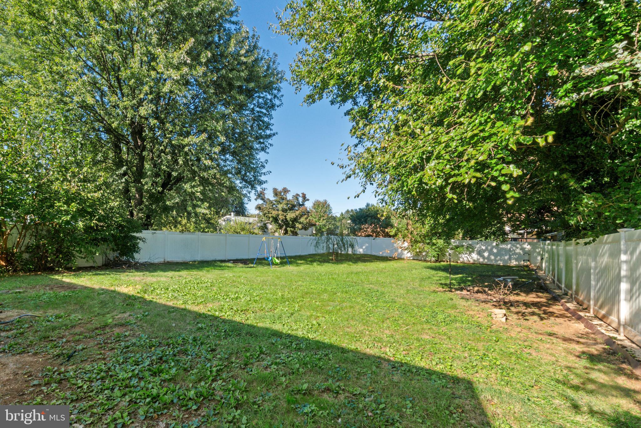 CATONSVILLE MANOR - Residential