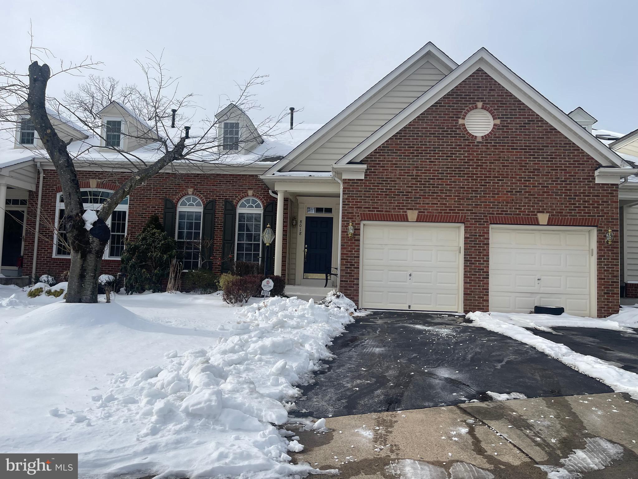 VIRGINIA OAKS - Residential