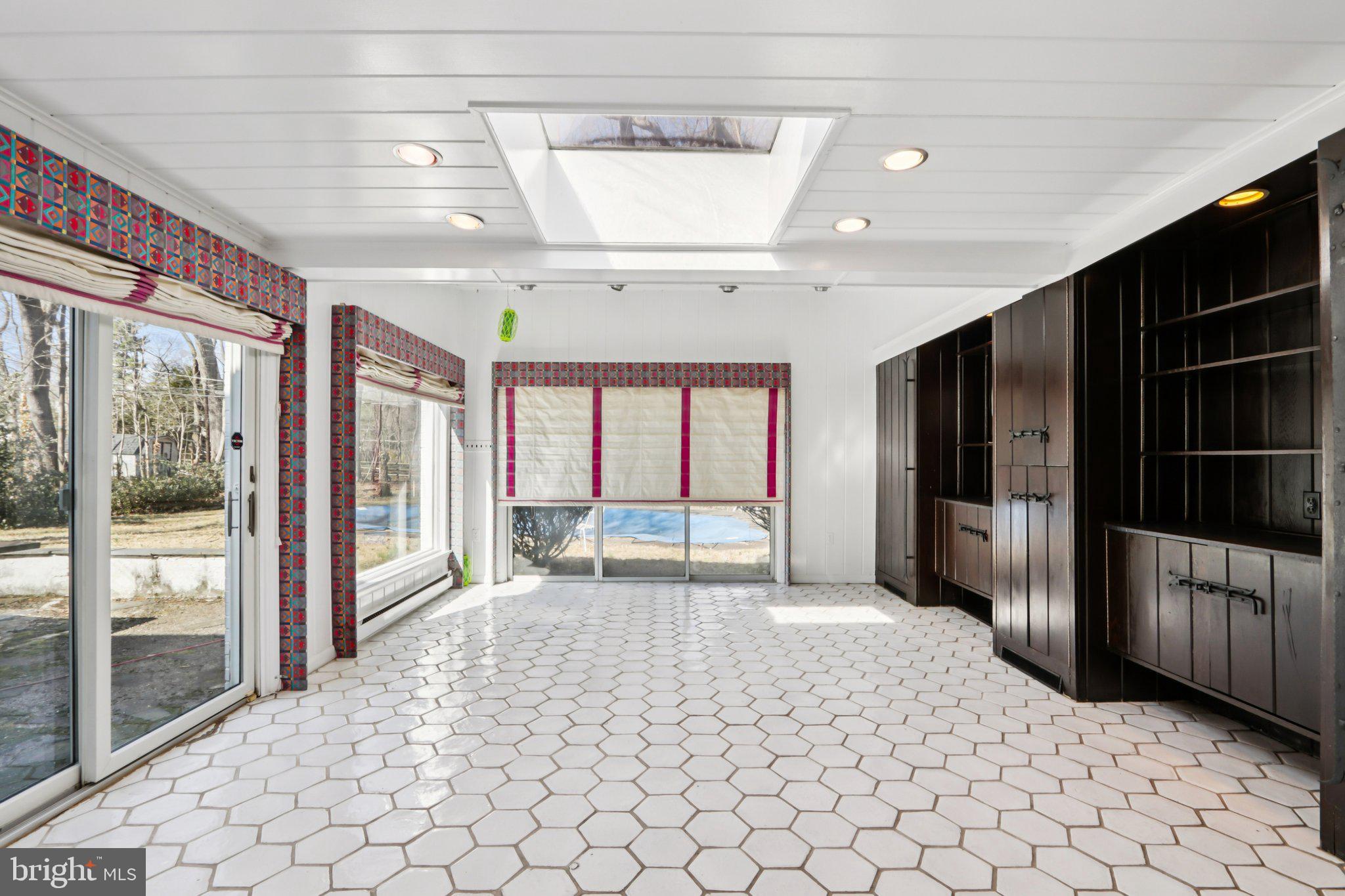 MT AIRY (WEST) - Residential