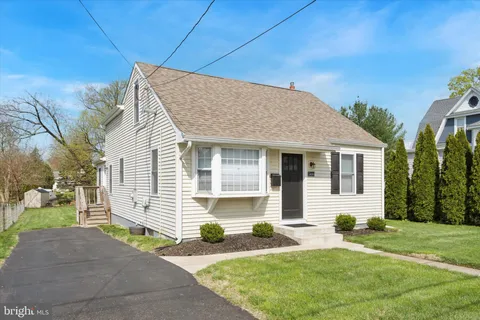 566 Bellevue Avenue, Penndel, PA 19047 - #: PABU2092556