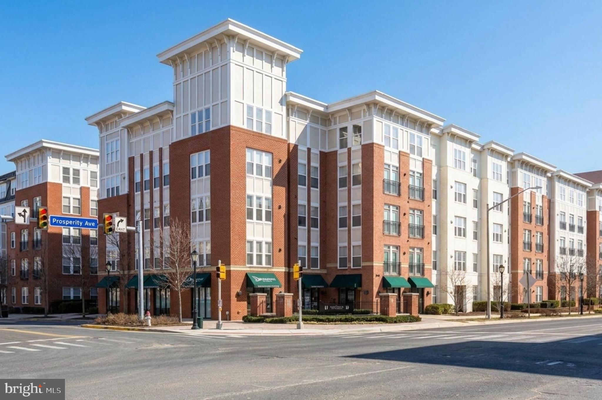 HALSTEAD AT THE METRO - Residential