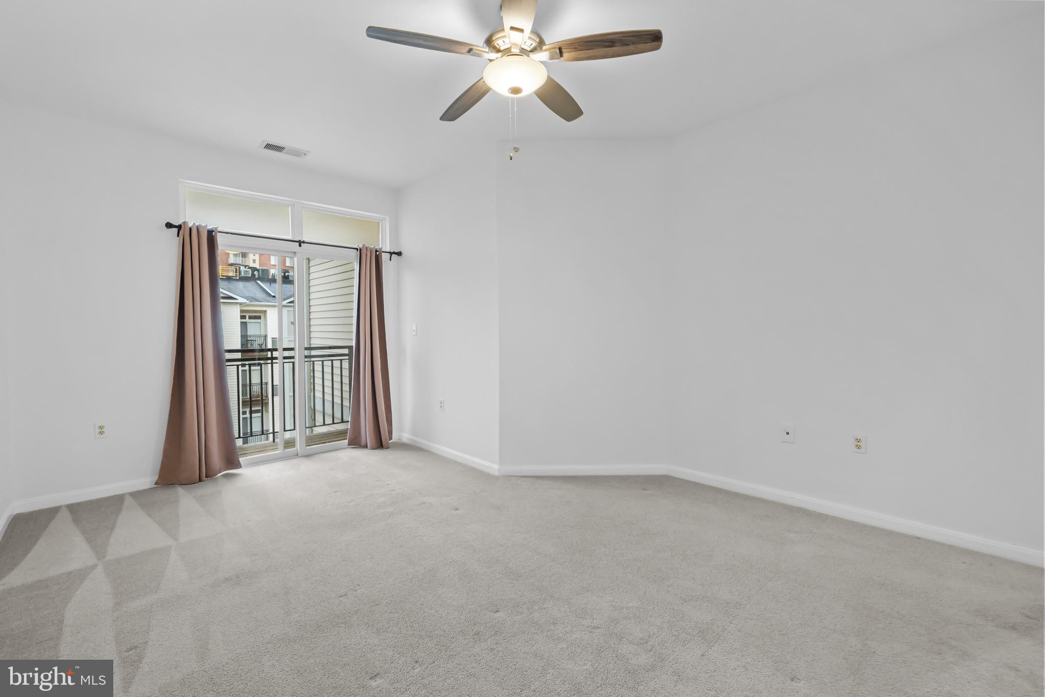 HALSTEAD AT THE METRO - Residential