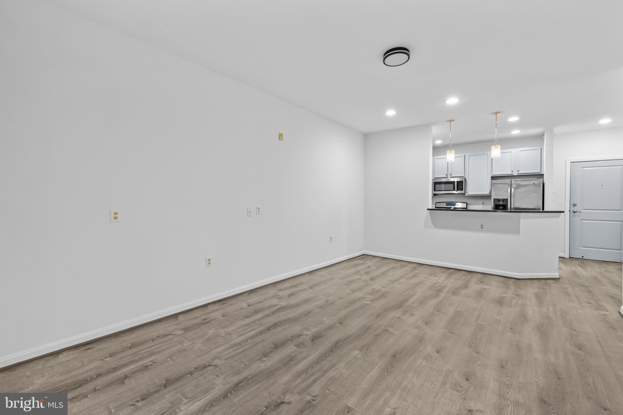 HALSTEAD AT THE METRO - Residential