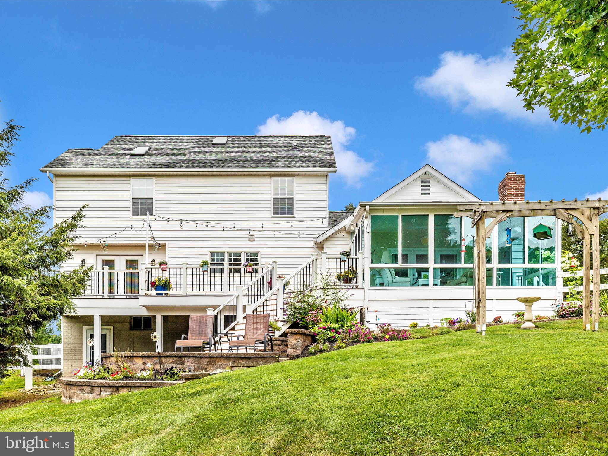 3228 STARTING GATE COURT