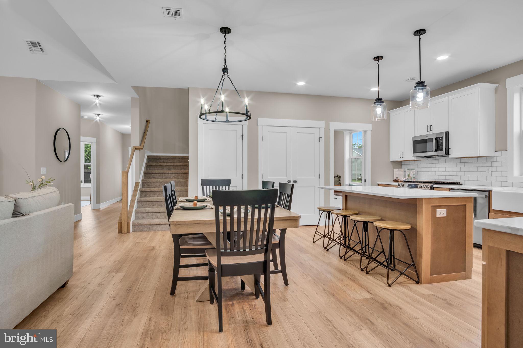 BIRCH GROVE - Residential