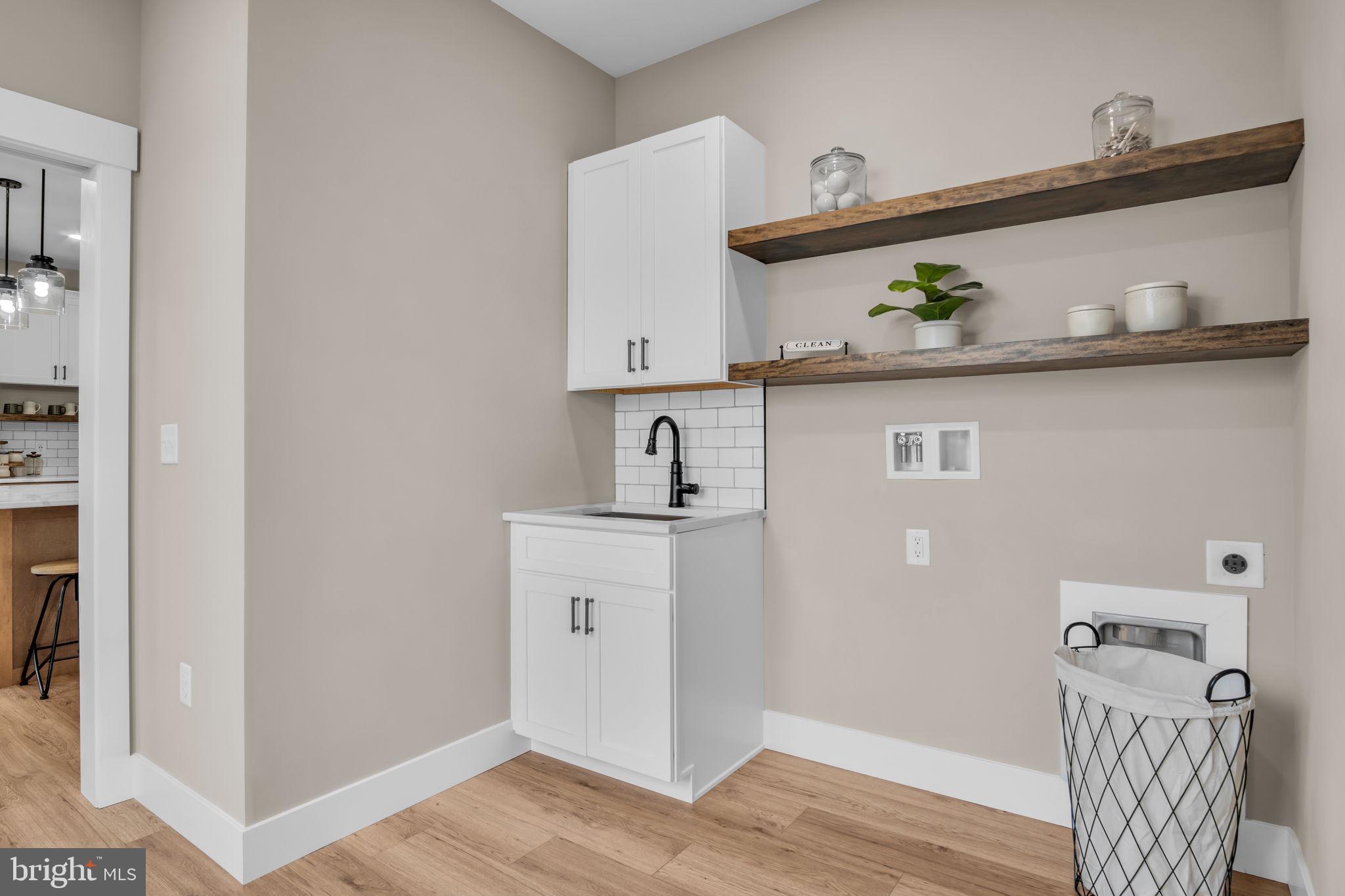 BIRCH GROVE - Residential