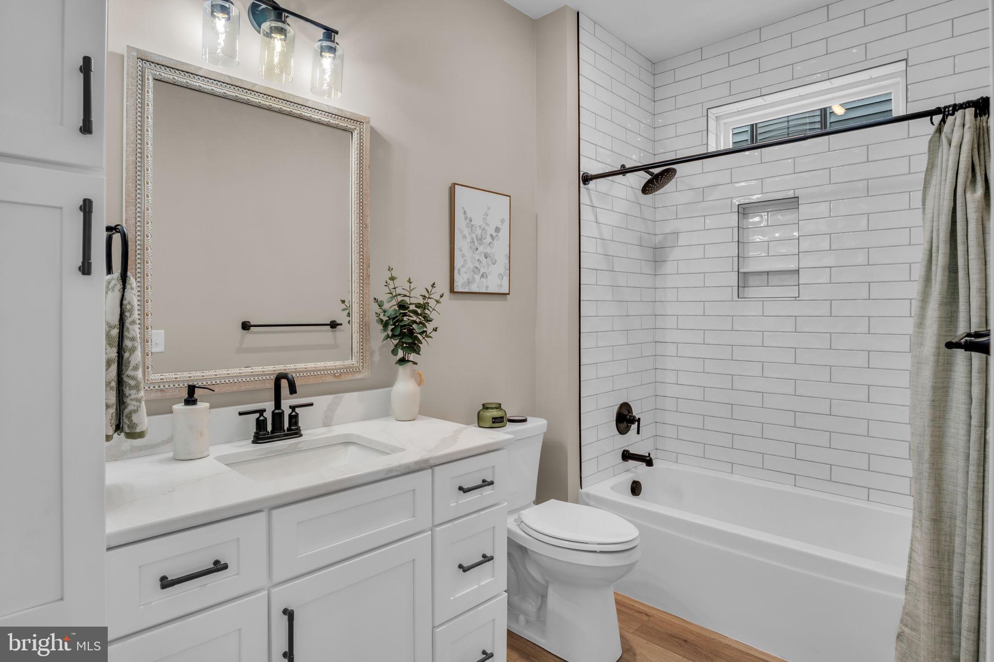 BIRCH GROVE - Residential