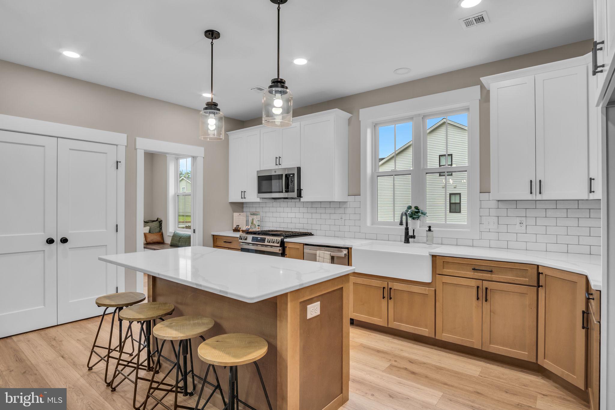 BIRCH GROVE - Residential