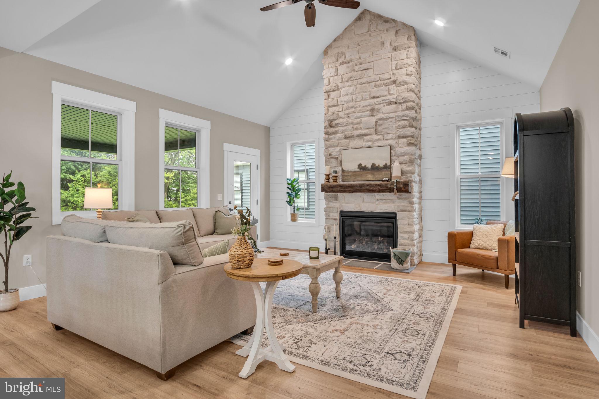 BIRCH GROVE - Residential