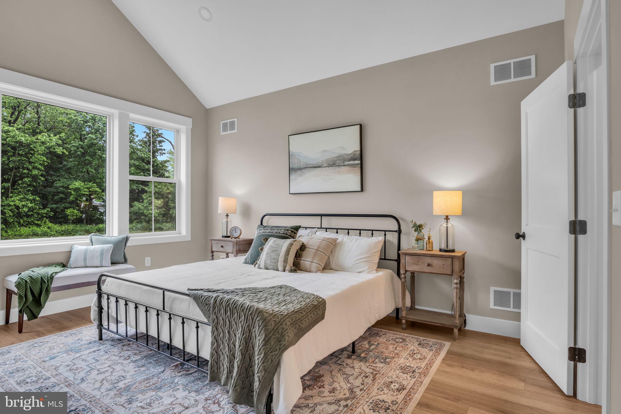 BIRCH GROVE - Residential