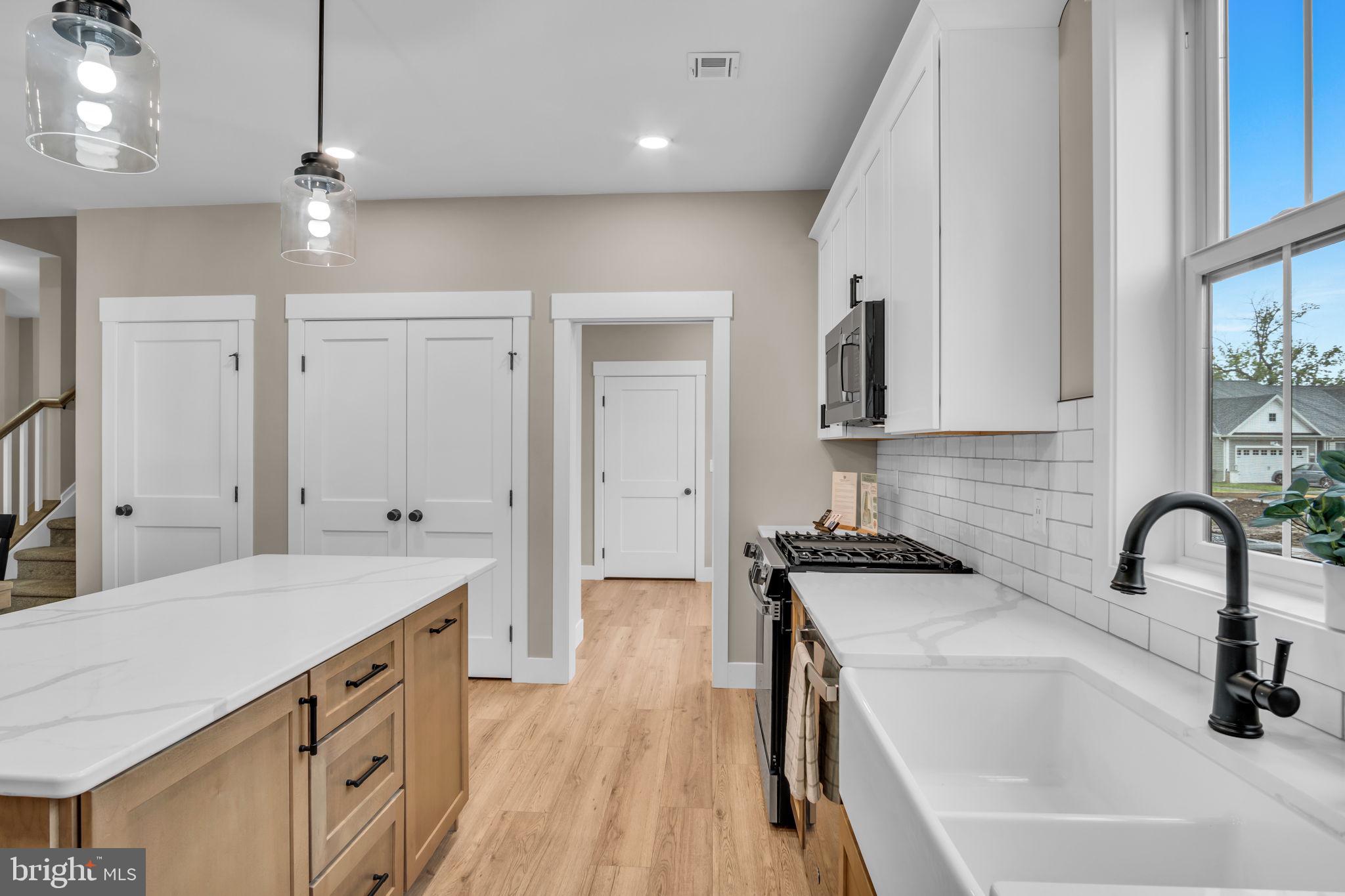 BIRCH GROVE - Residential