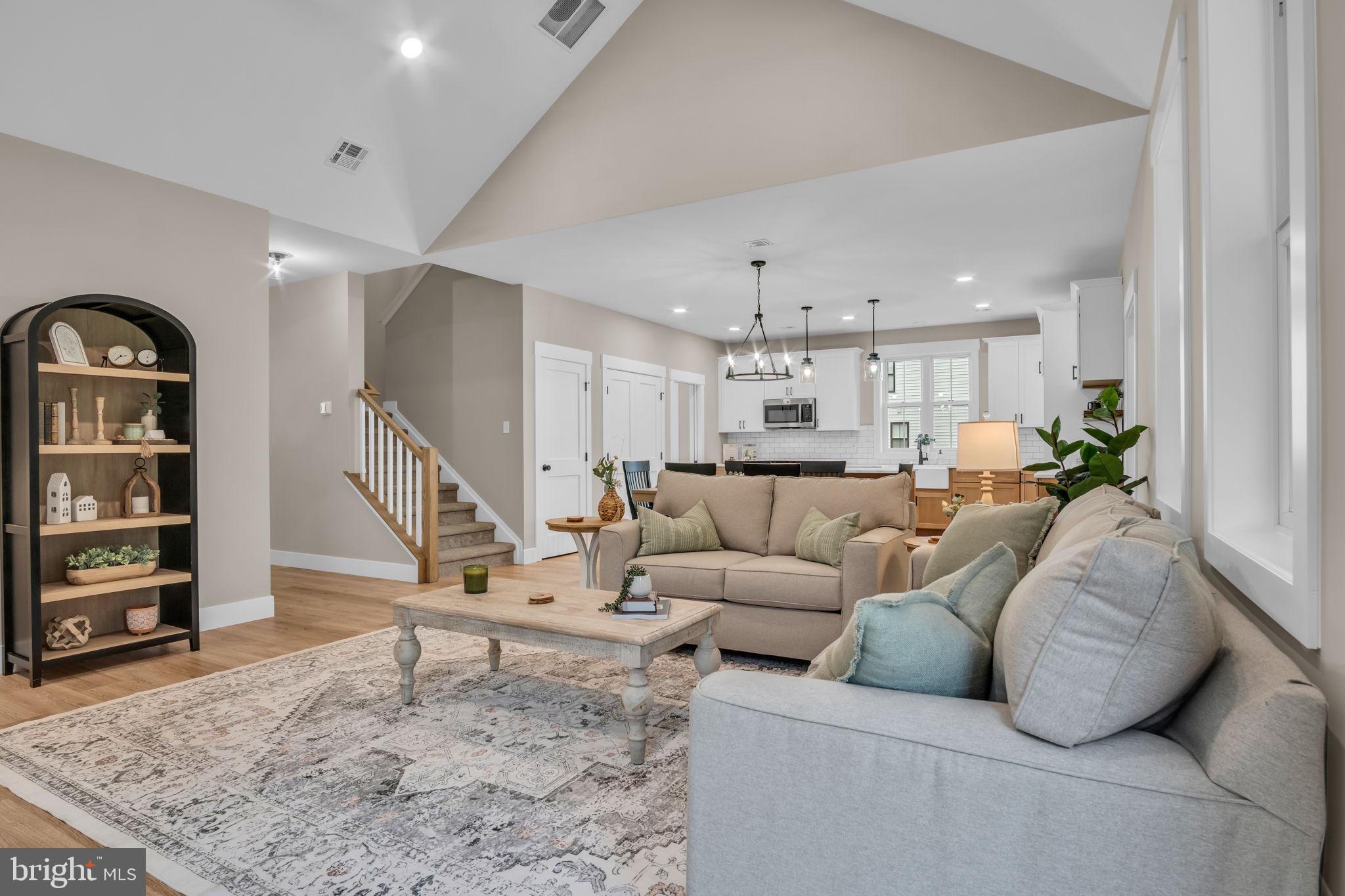 BIRCH GROVE - Residential