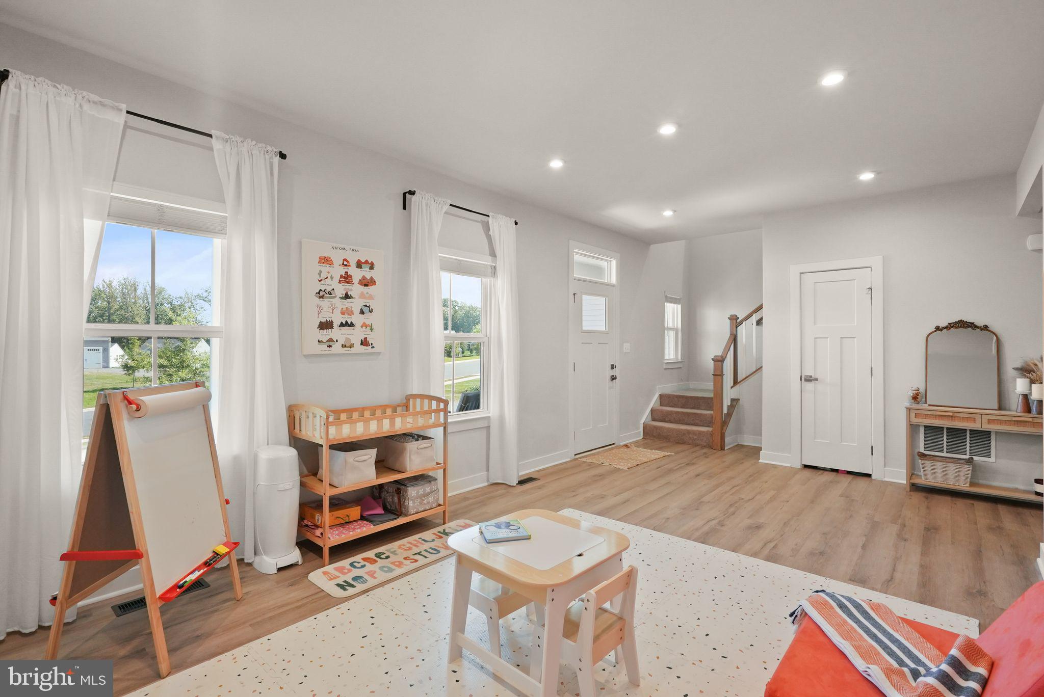 WARRENTON CHASE - Residential