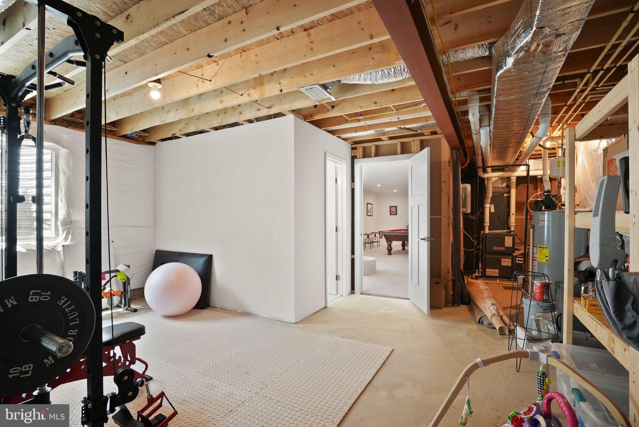 WARRENTON CHASE - Residential