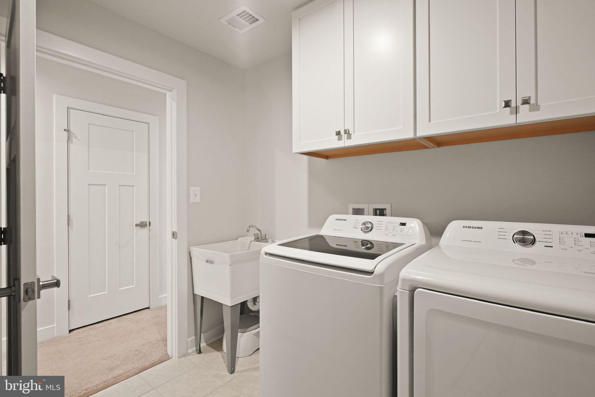 WARRENTON CHASE - Residential