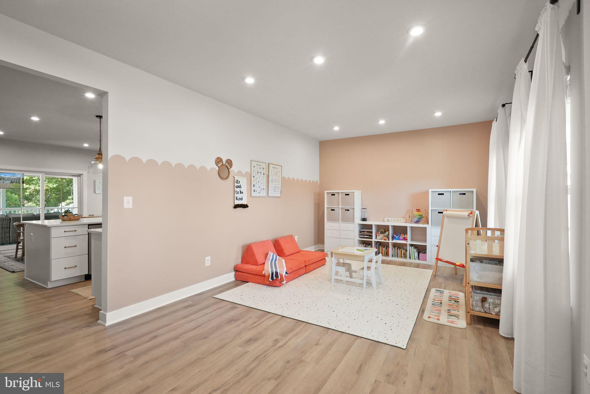 WARRENTON CHASE - Residential