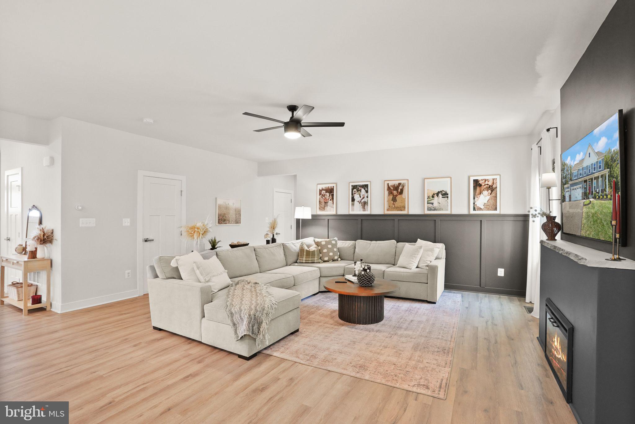 WARRENTON CHASE - Residential