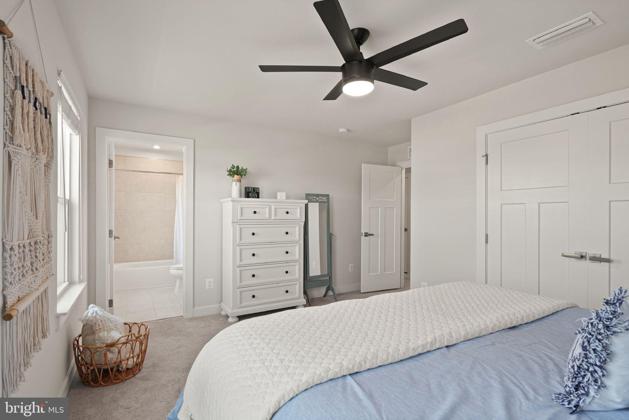 WARRENTON CHASE - Residential