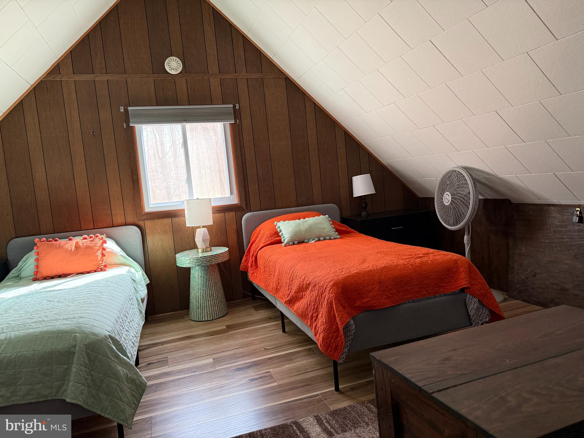 ARROWHEAD LAKE - Residential Lease