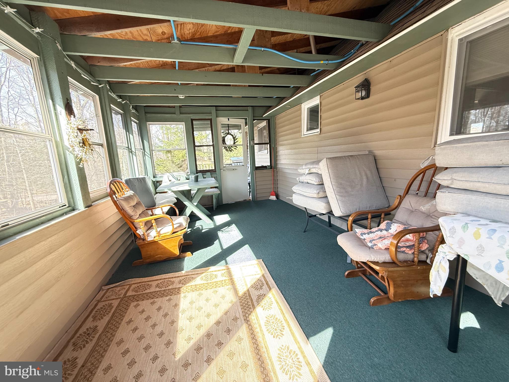 ARROWHEAD LAKE - Residential Lease