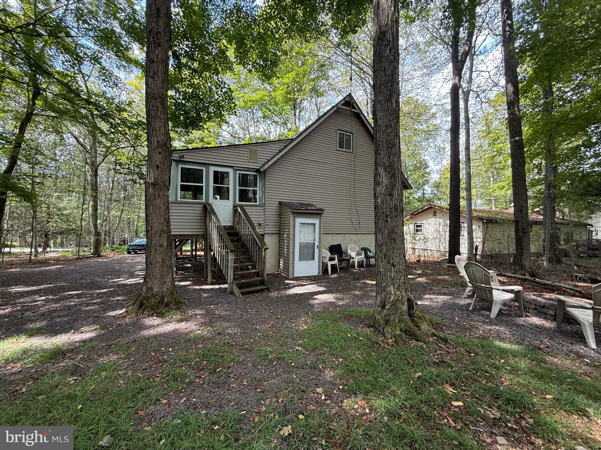 ARROWHEAD LAKE - Residential Lease