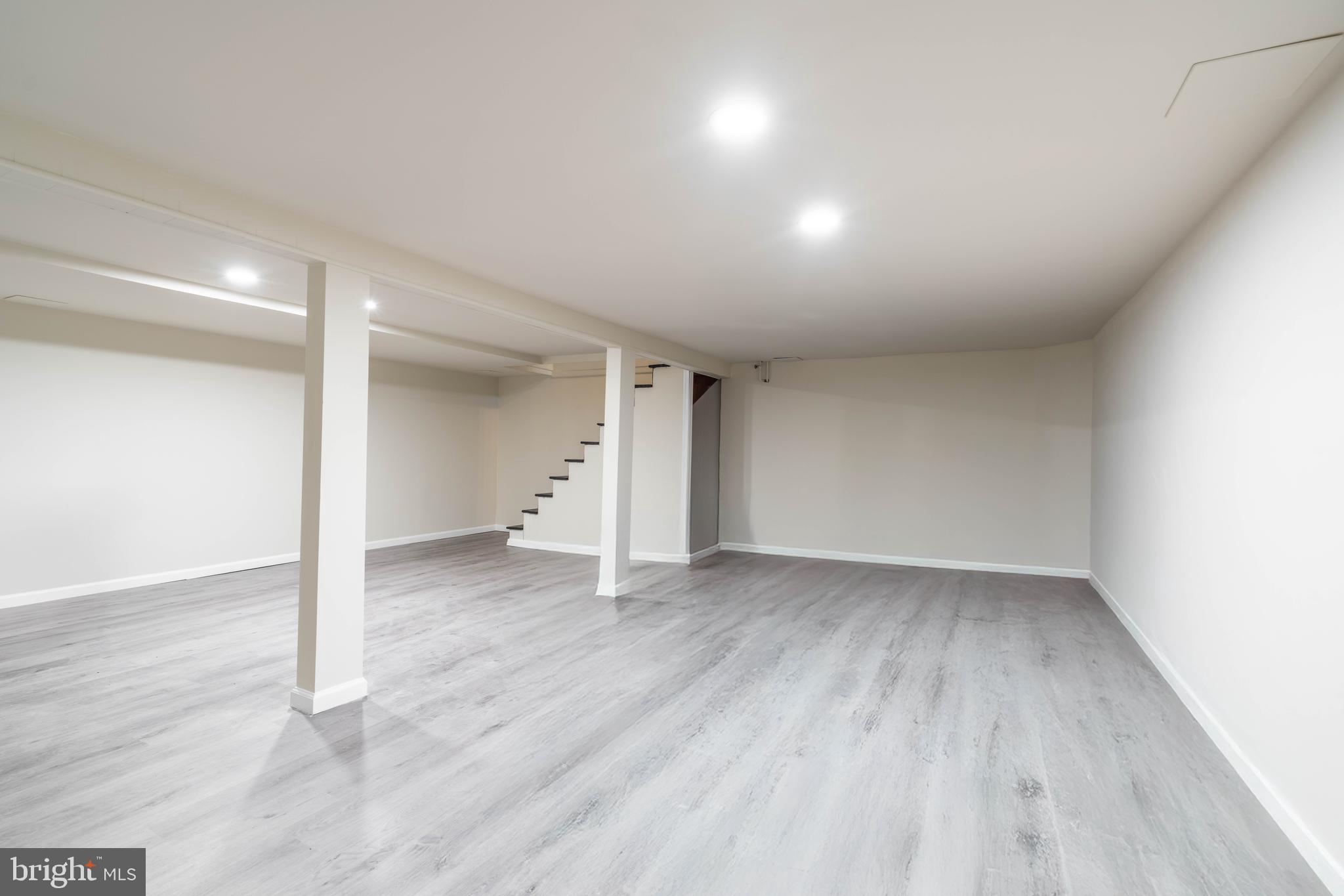 ECHO BEACH - Residential