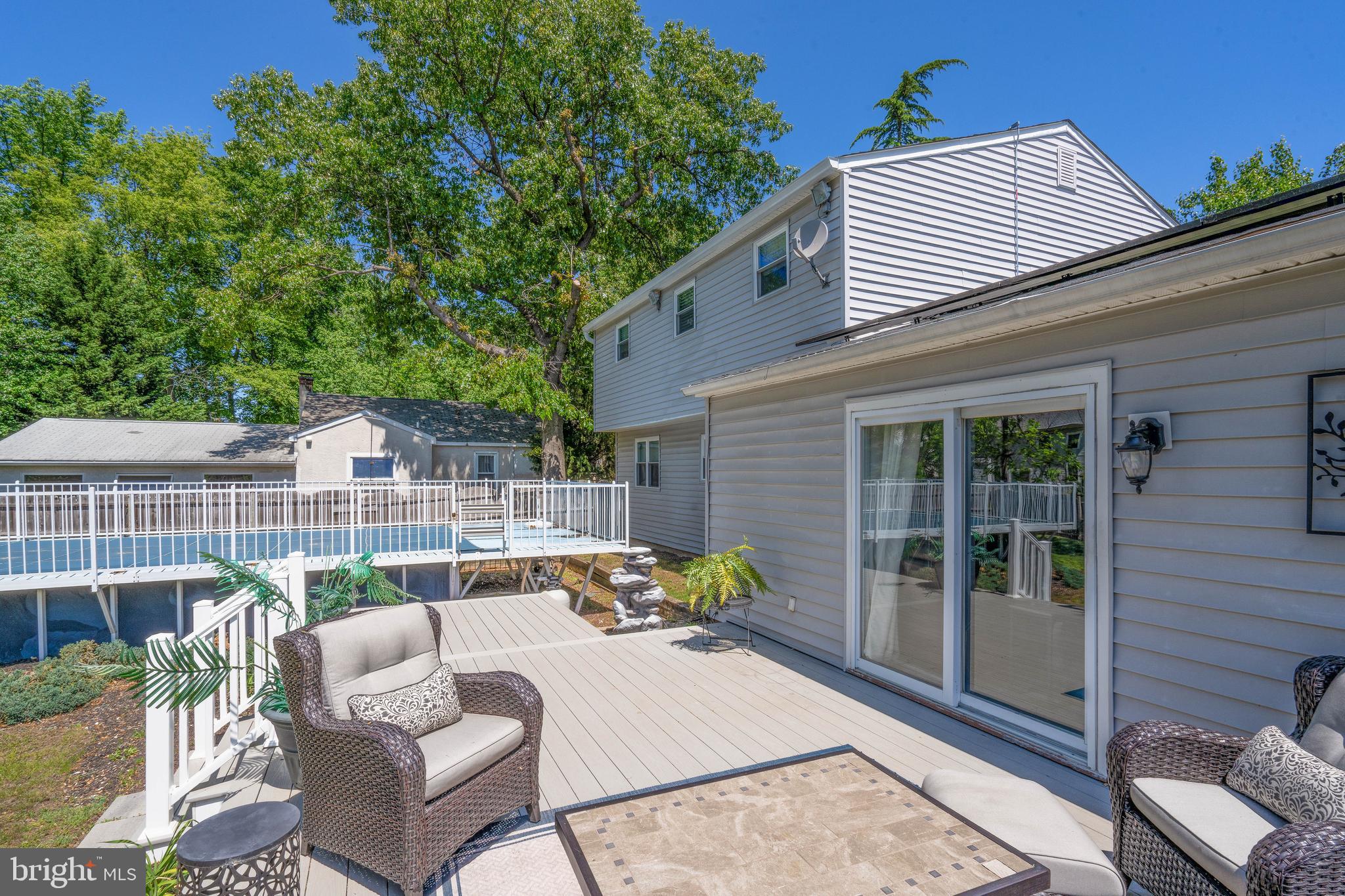 ECHO BEACH - Residential