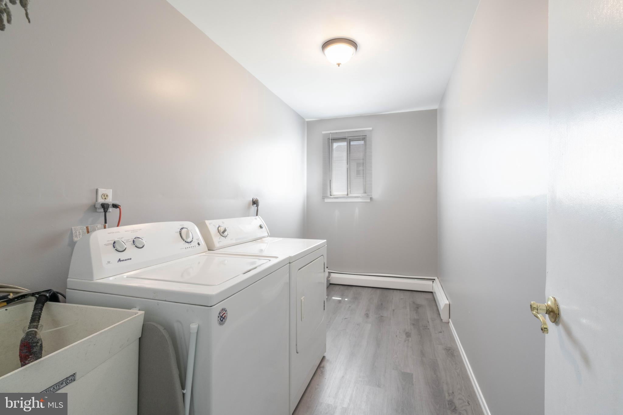 ECHO BEACH - Residential