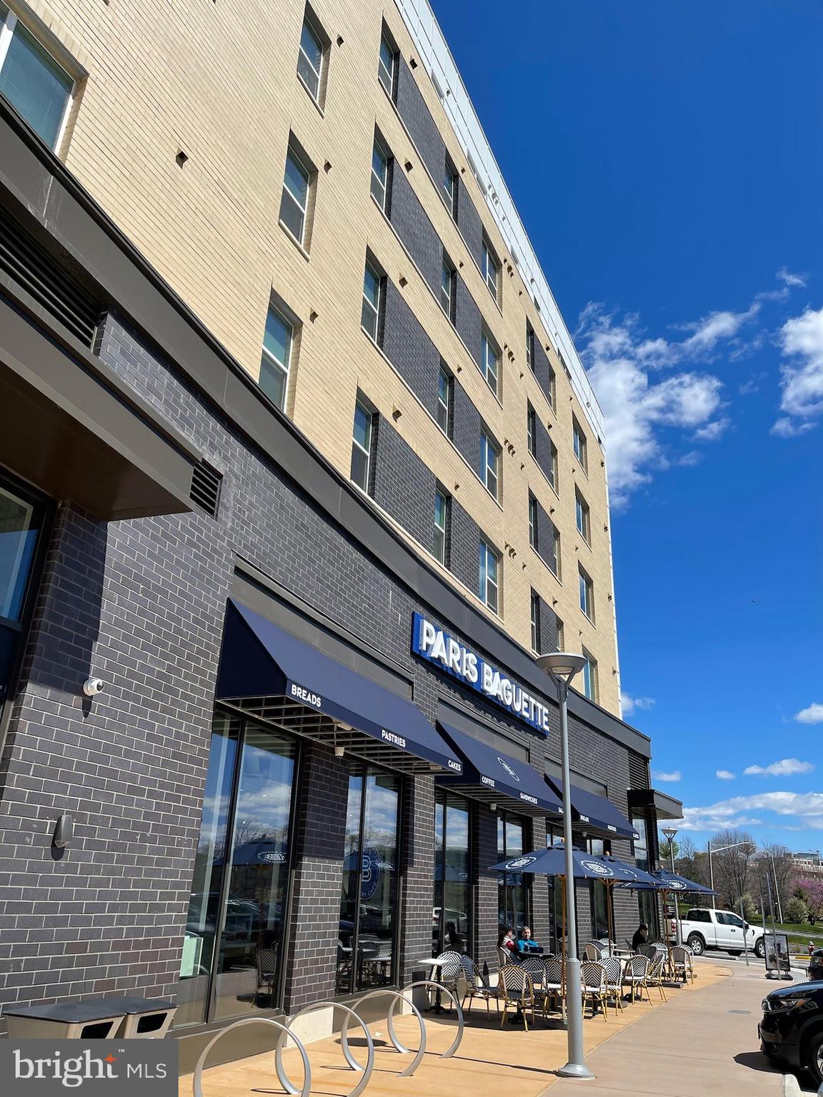 METROPARK AT ARROWBROOK - Residential Lease