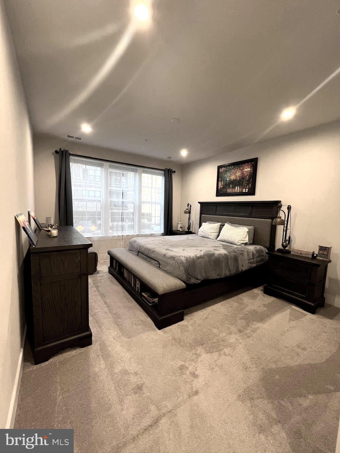 METROPARK AT ARROWBROOK - Residential Lease