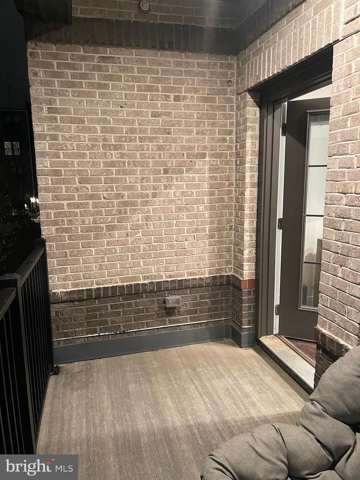 METROPARK AT ARROWBROOK - Residential Lease