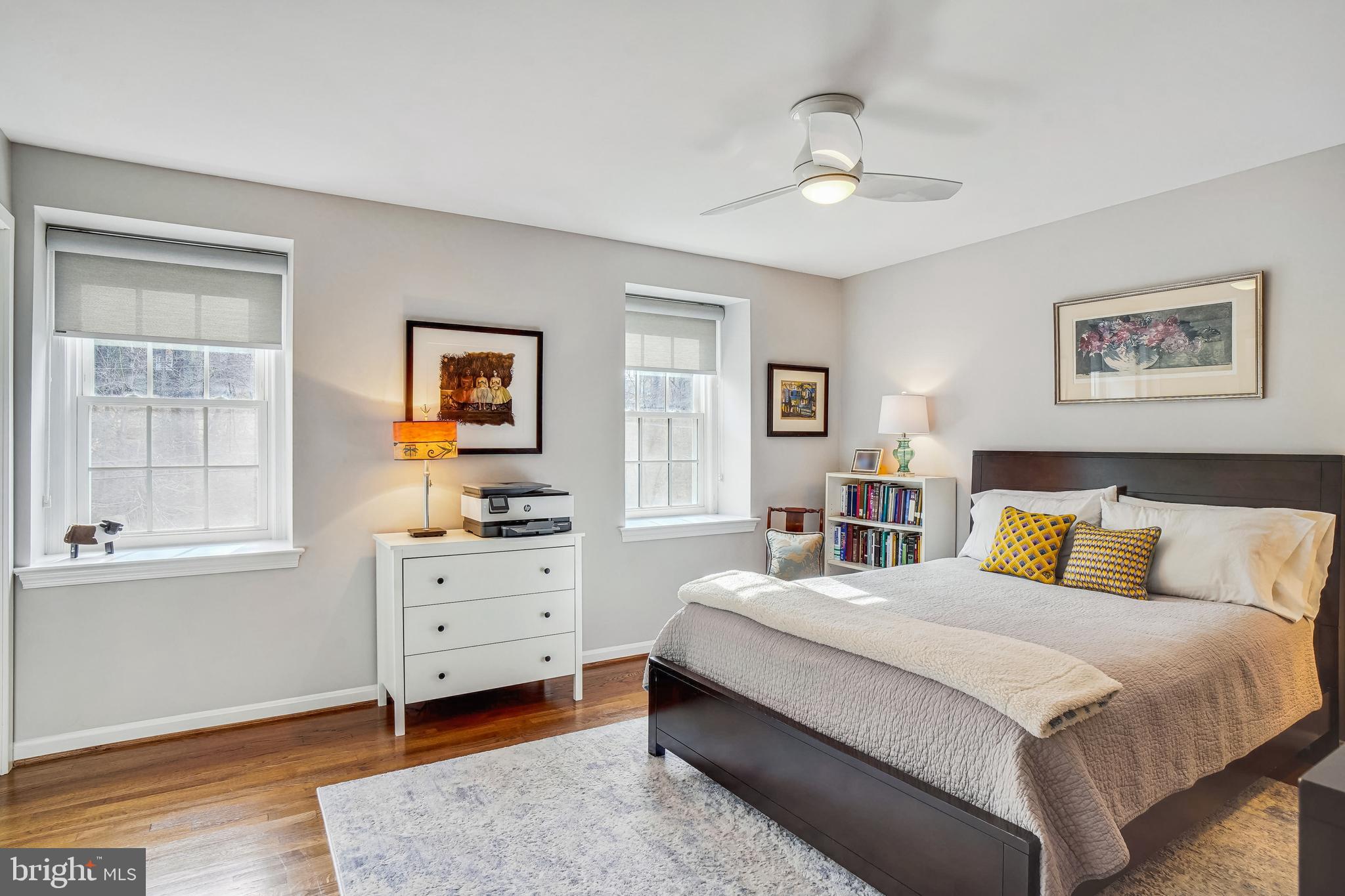 HAMLET PLACE - Residential