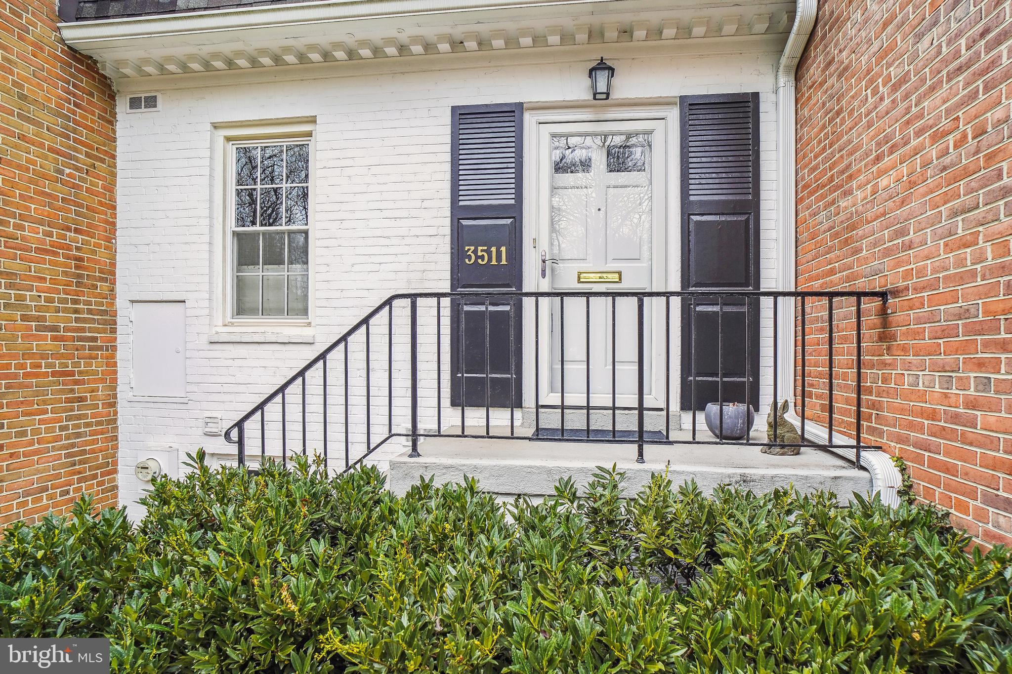 HAMLET PLACE - Residential