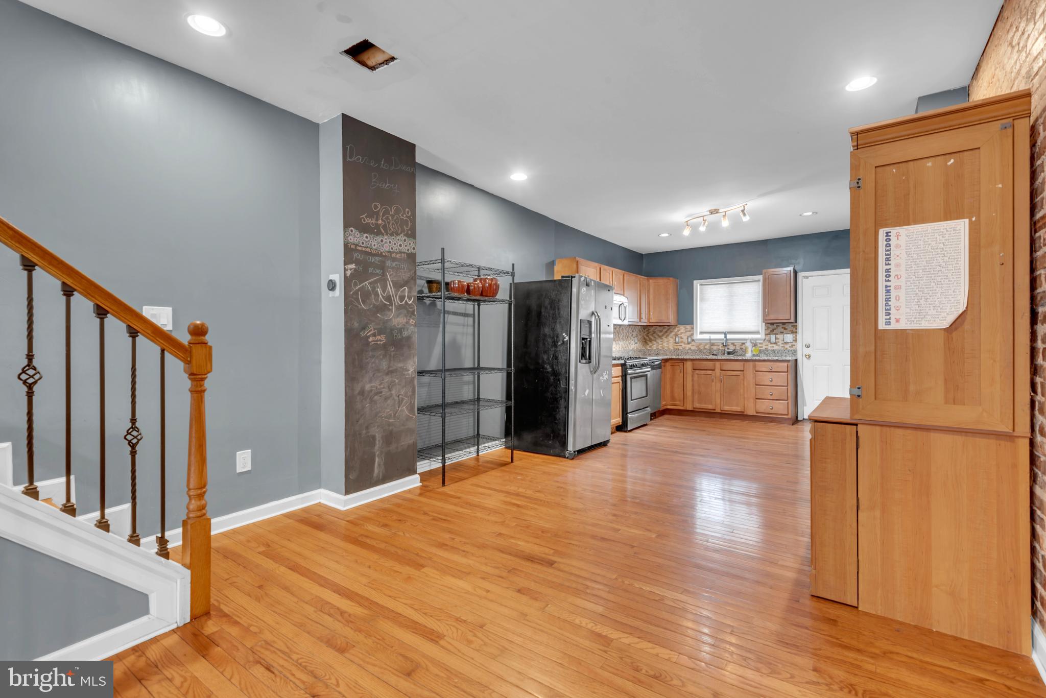 HIGHLANDTOWN - Residential