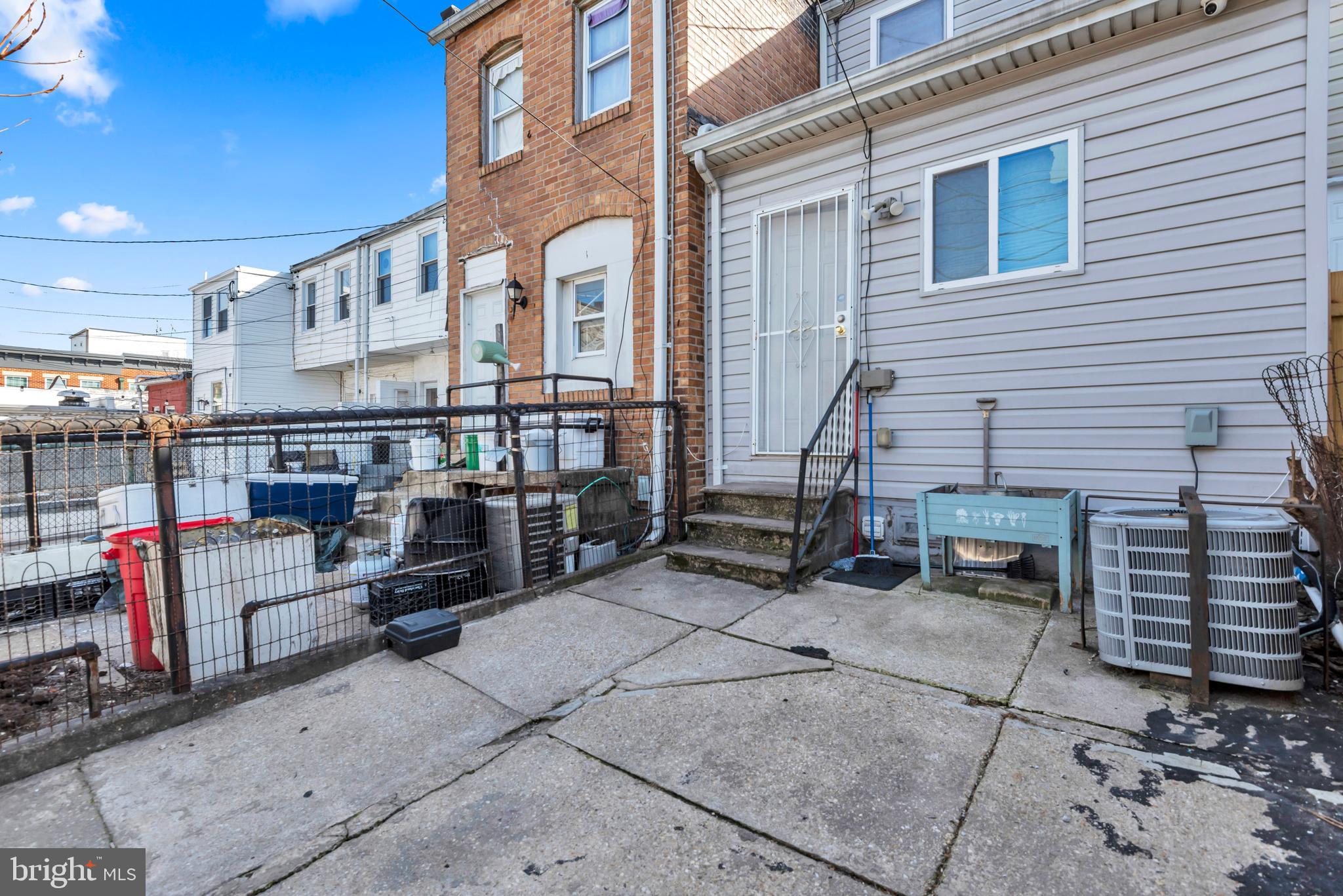 HIGHLANDTOWN - Residential