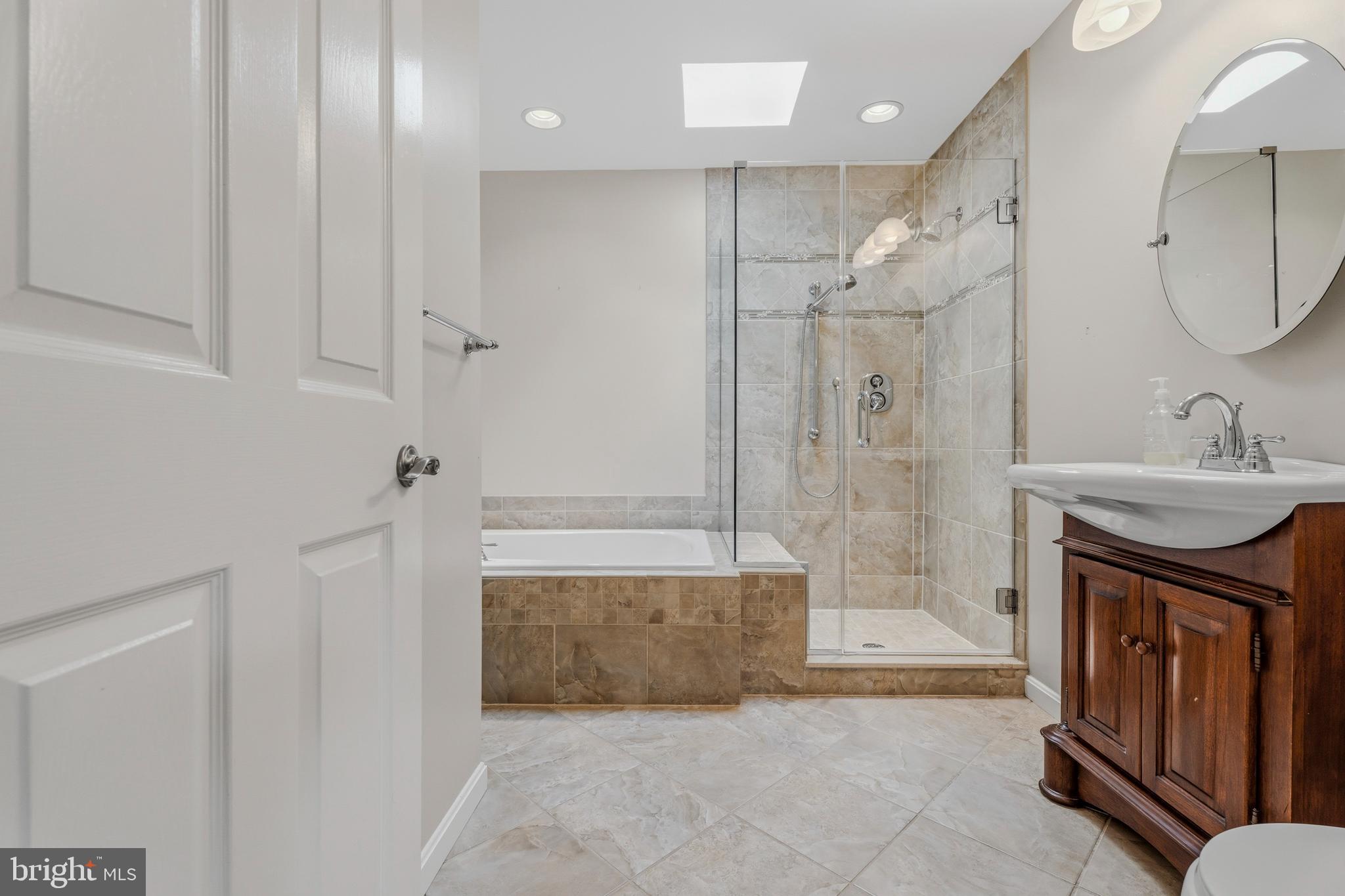 FOX MEADOWS - Residential