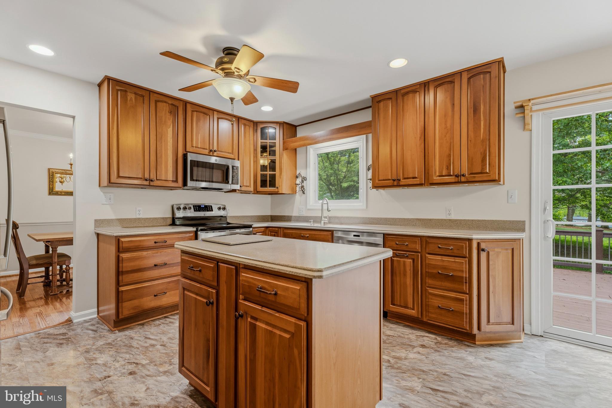 FOX MEADOWS - Residential