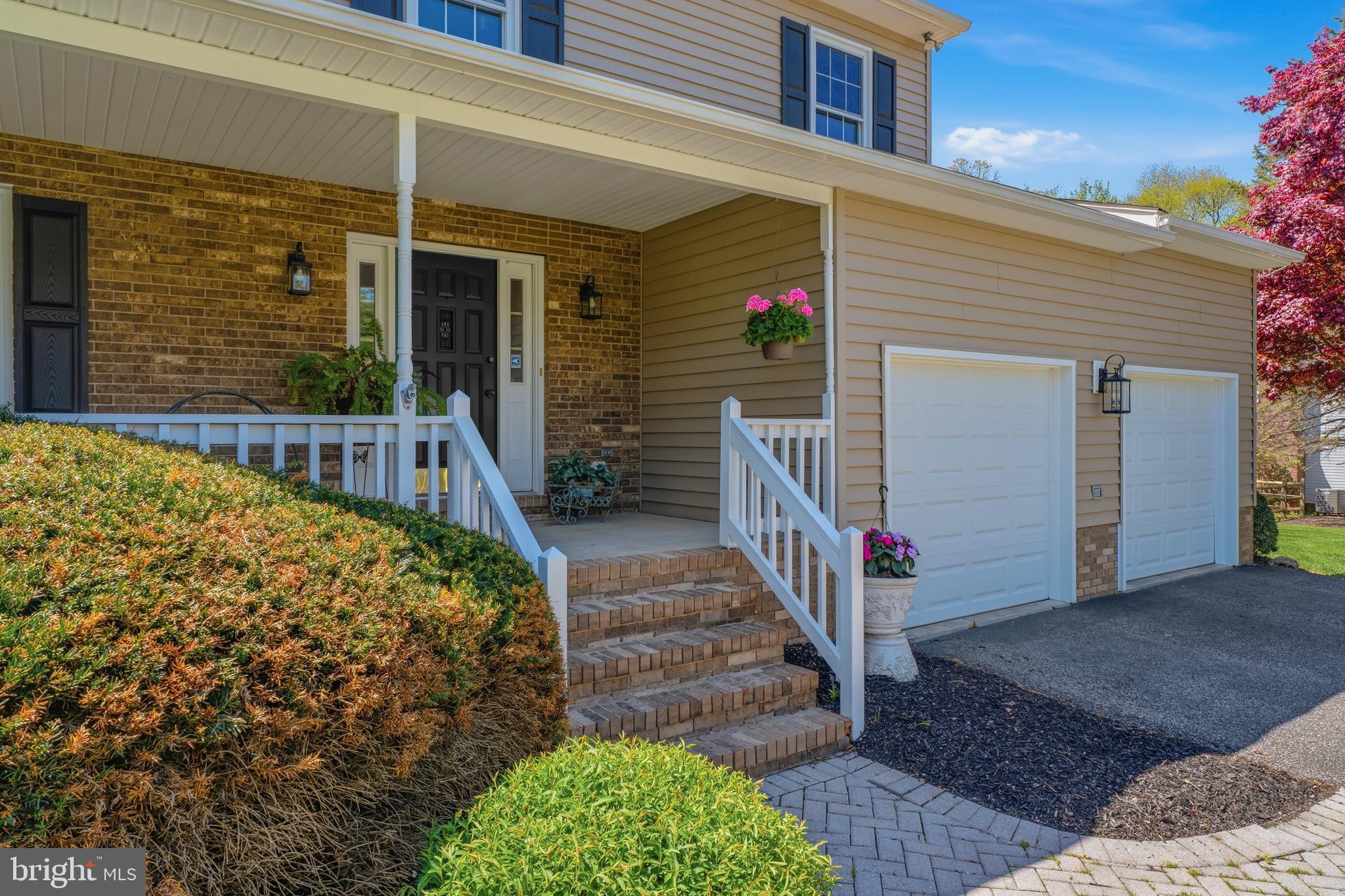 2329 NORTHCLIFF DRIVE