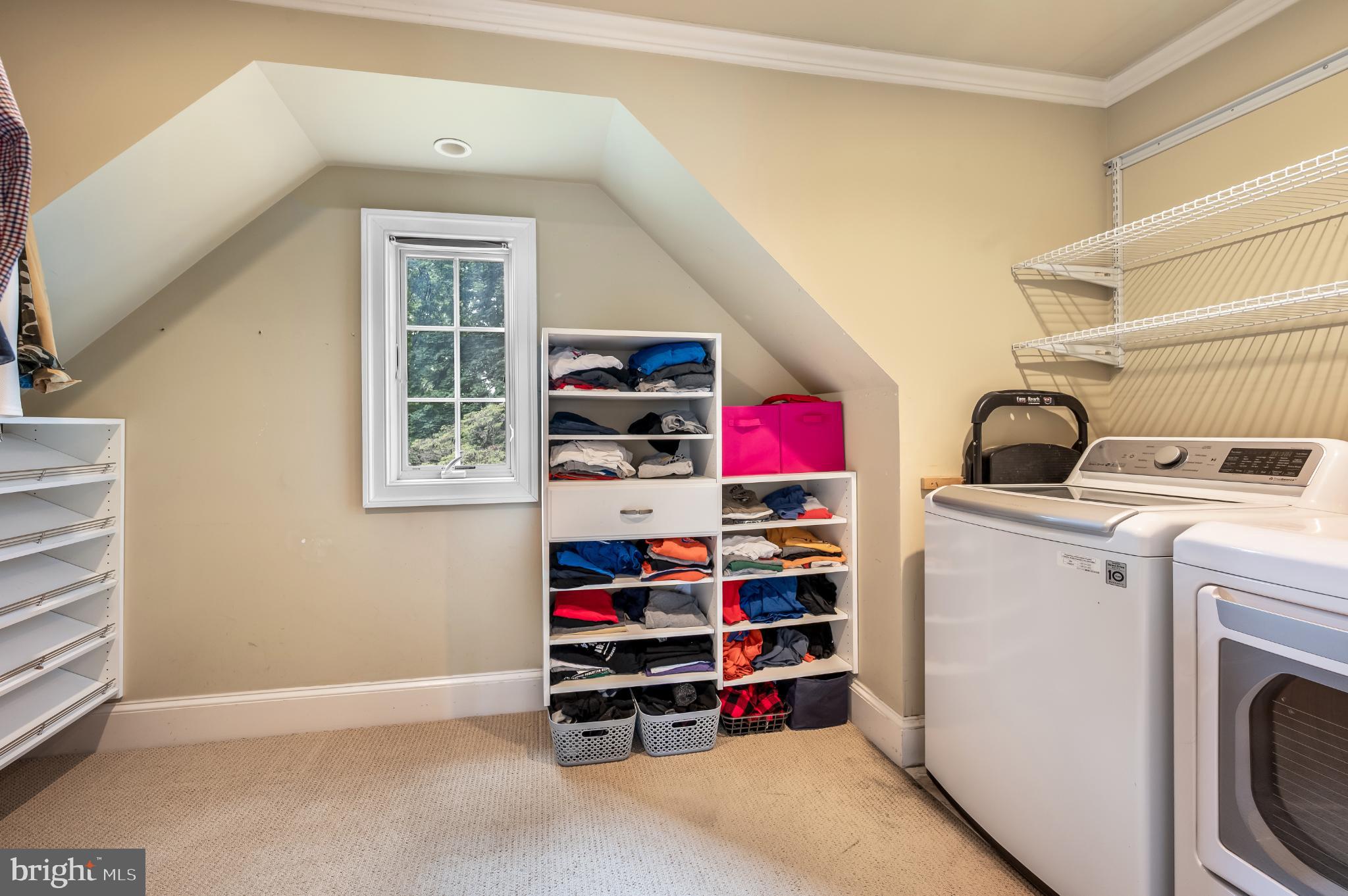 SCHOOL LANE HILLS - Residential