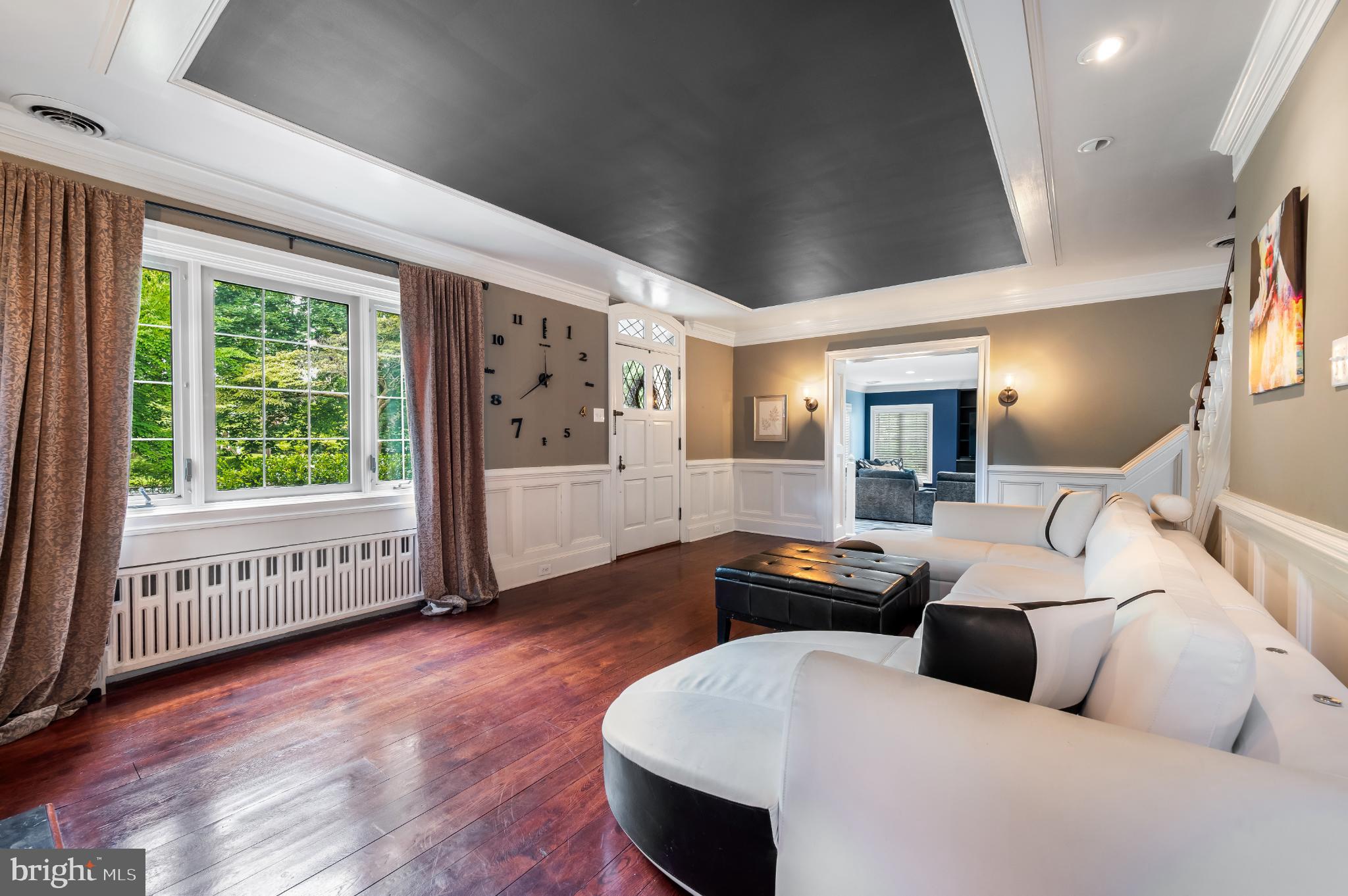 SCHOOL LANE HILLS - Residential