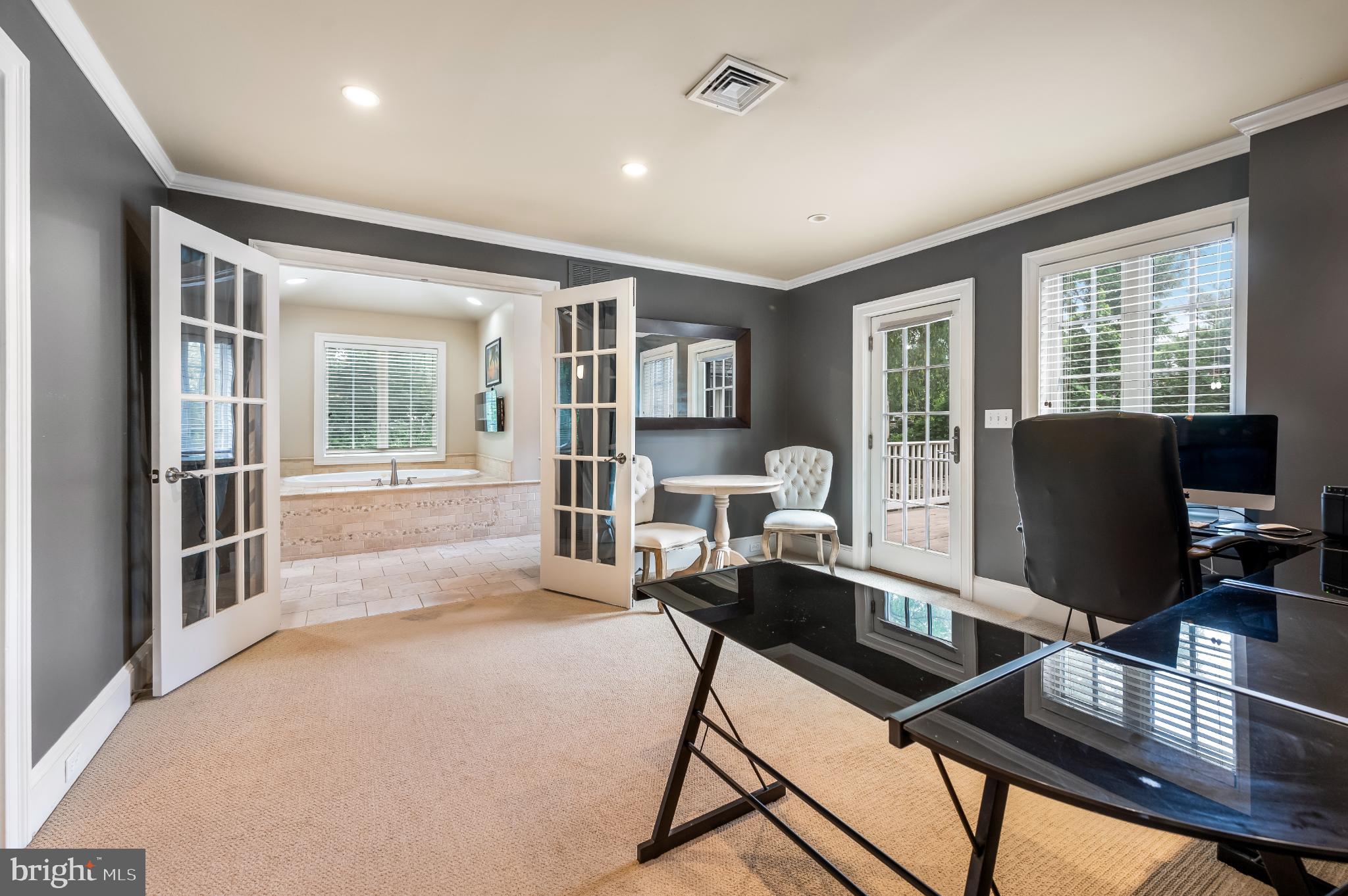 SCHOOL LANE HILLS - Residential