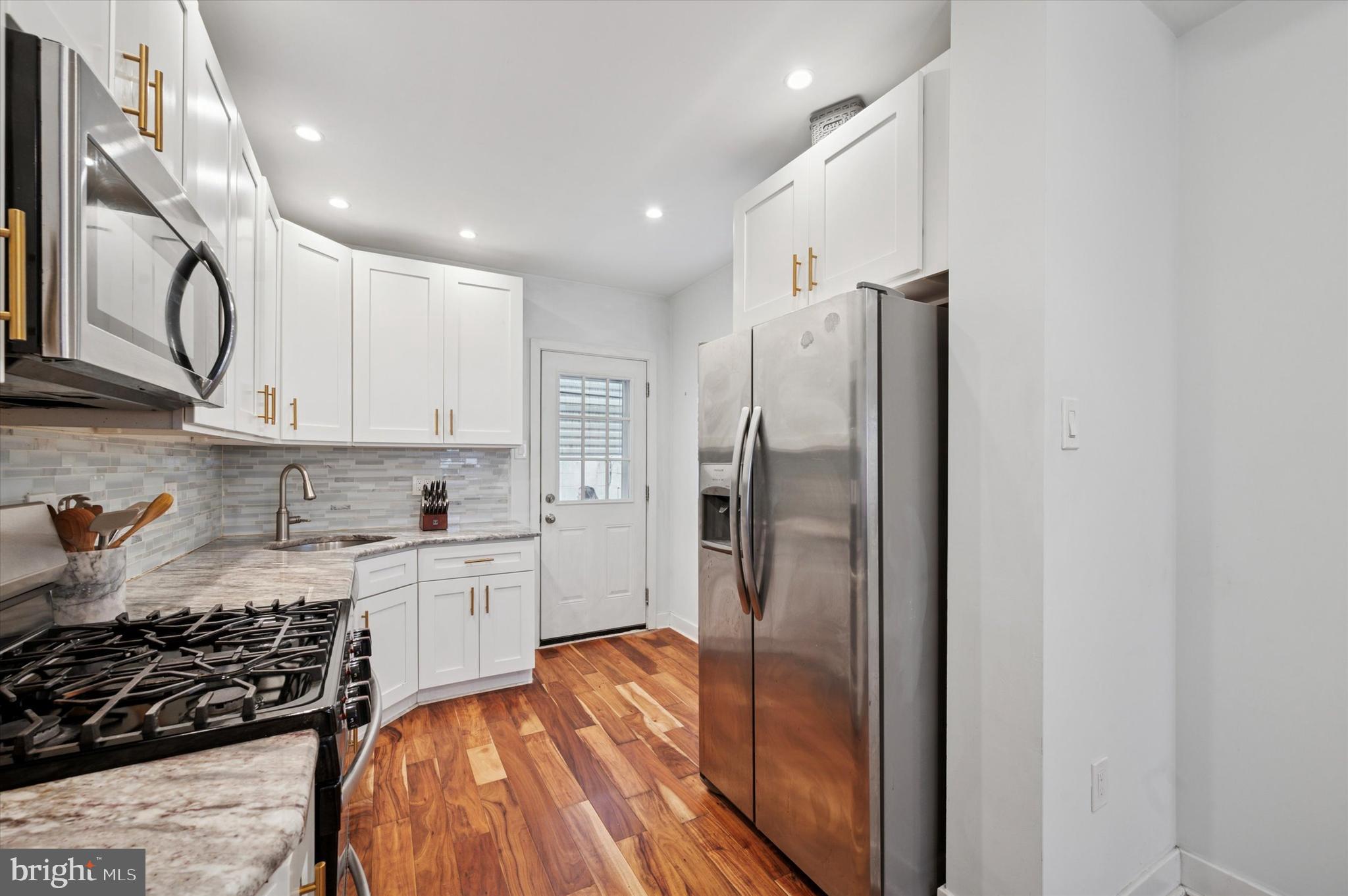 WEST PASSYUNK - Residential