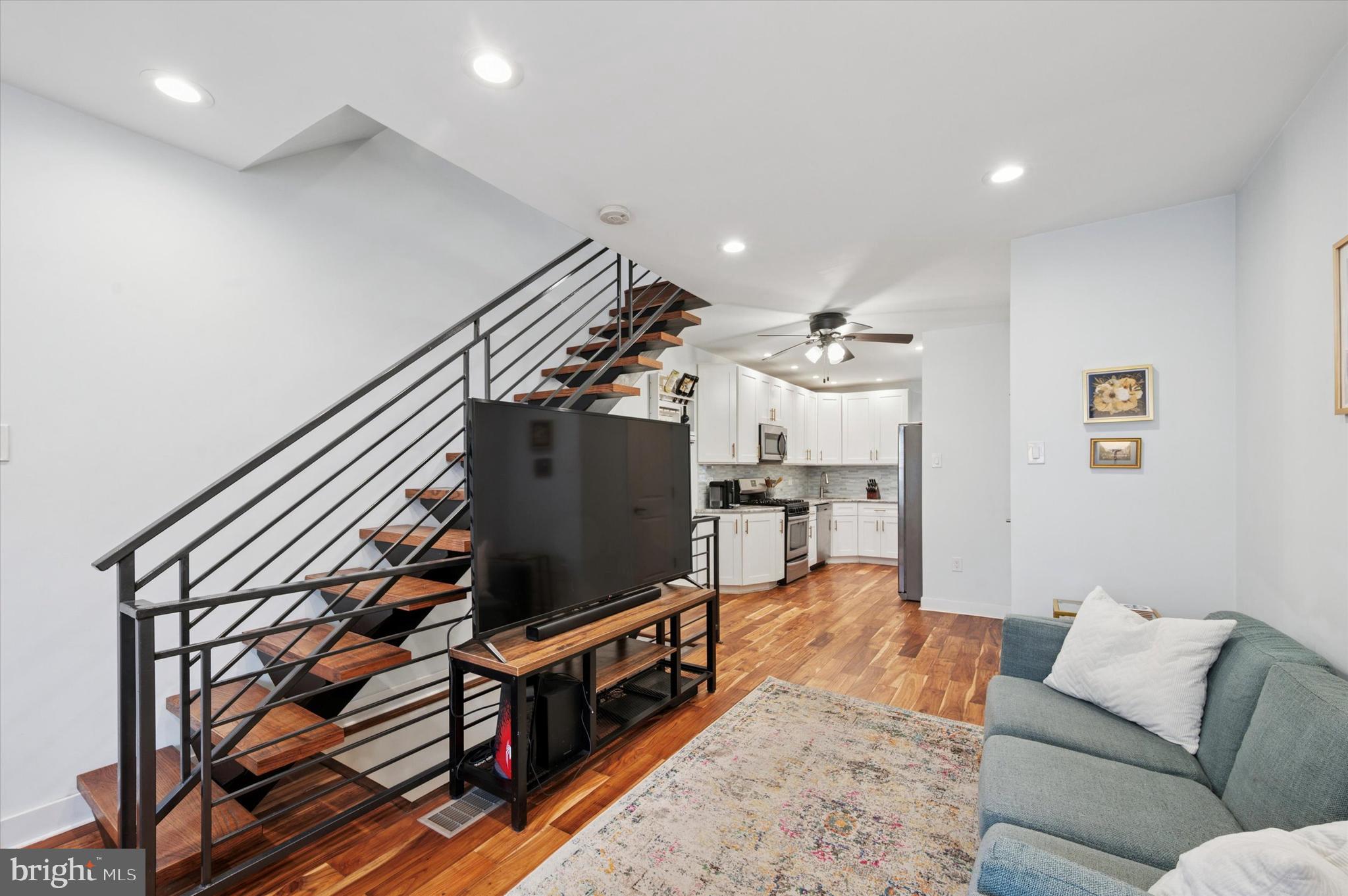 WEST PASSYUNK - Residential
